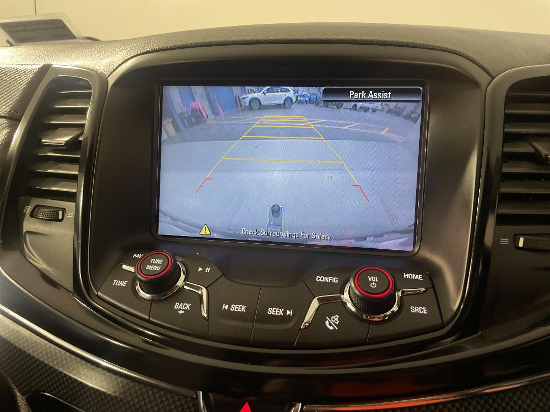 Photo '27' of Holden Commodore Photo '27' of Holden Commodore