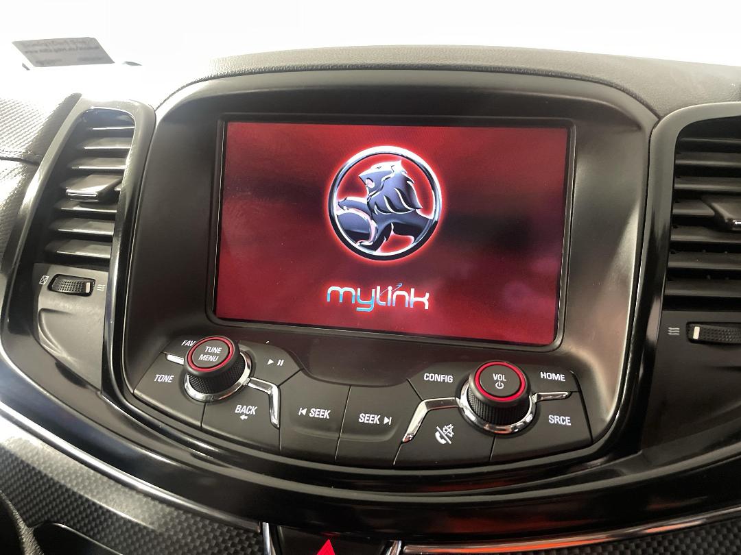 Photo '26' of Holden Commodore Photo '26' of Holden Commodore