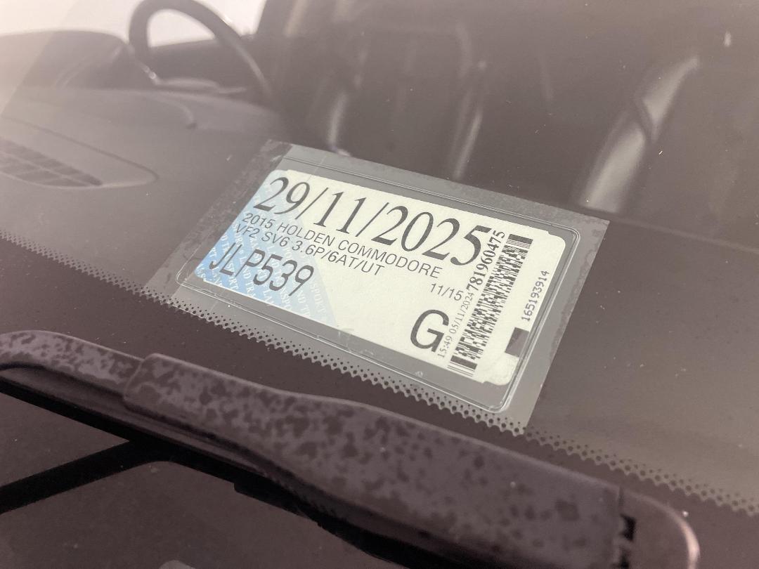 Photo '32' of Holden Commodore Photo '32' of Holden Commodore