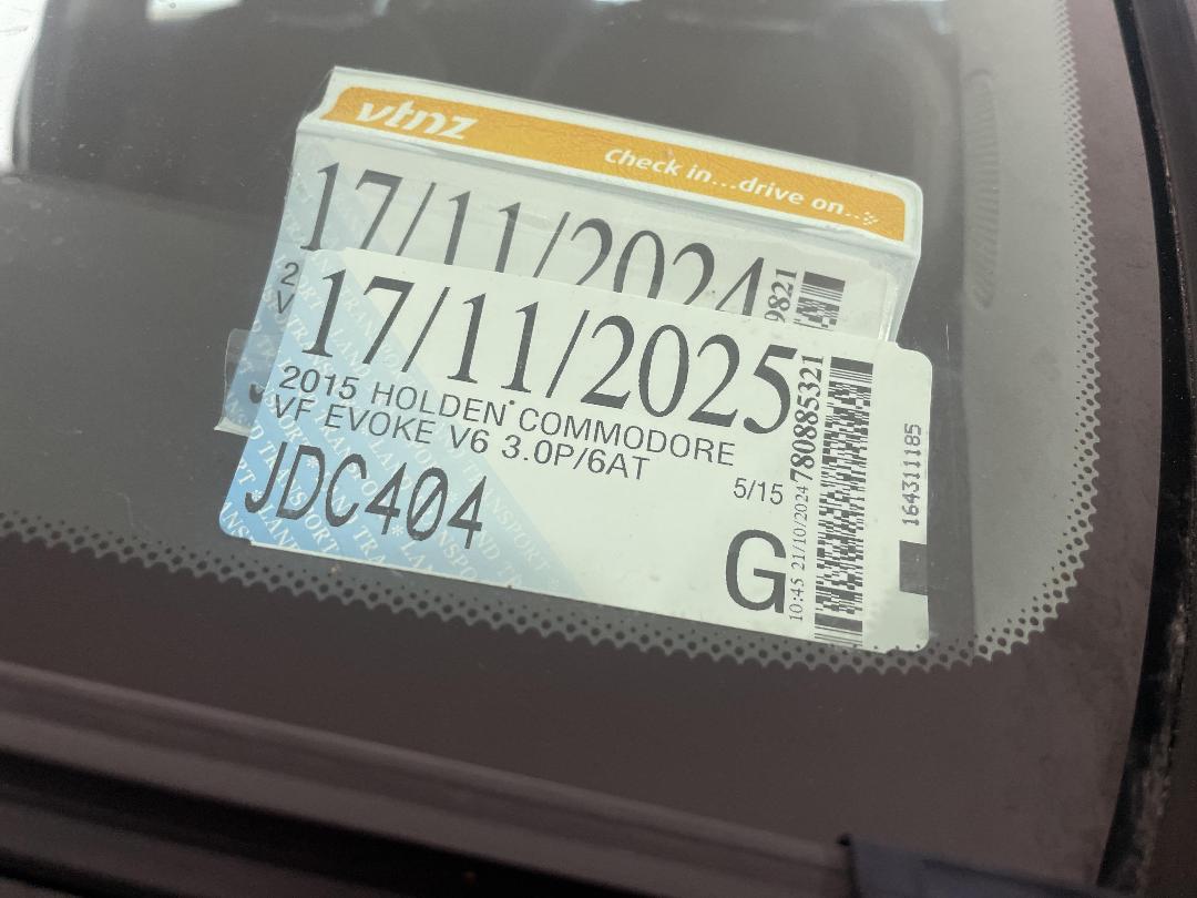 Photo '34' of Holden Commodore Photo '34' of Holden Commodore