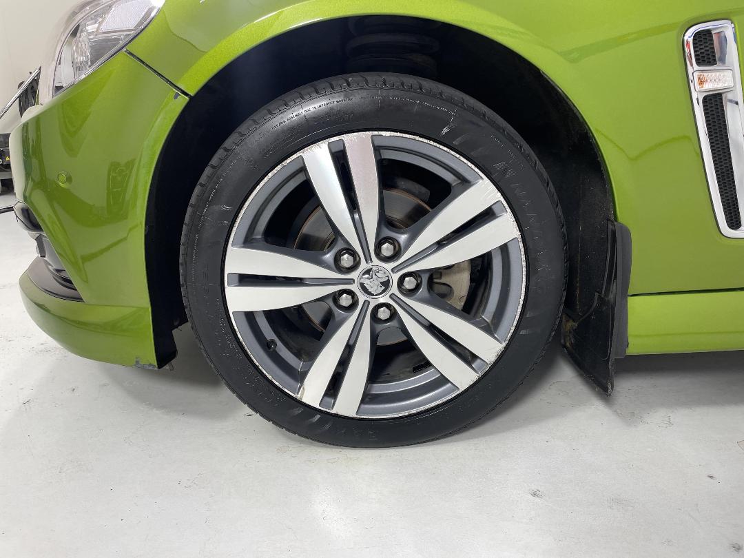 Photo '10' of Holden Commodore Photo '10' of Holden Commodore