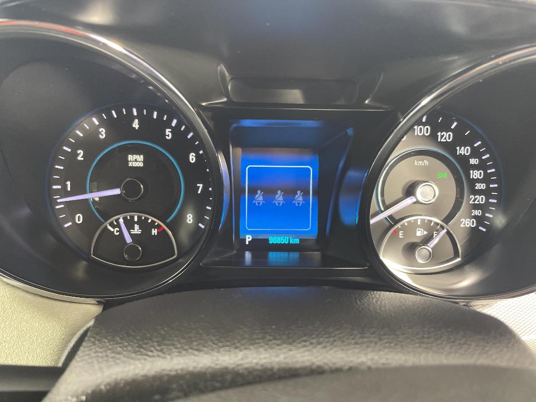 Photo '21' of Holden Commodore Photo '21' of Holden Commodore