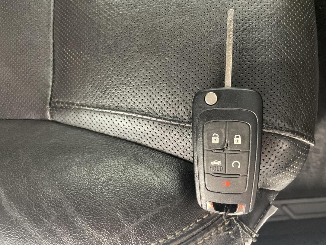 Photo '22' of Holden Commodore Photo '22' of Holden Commodore