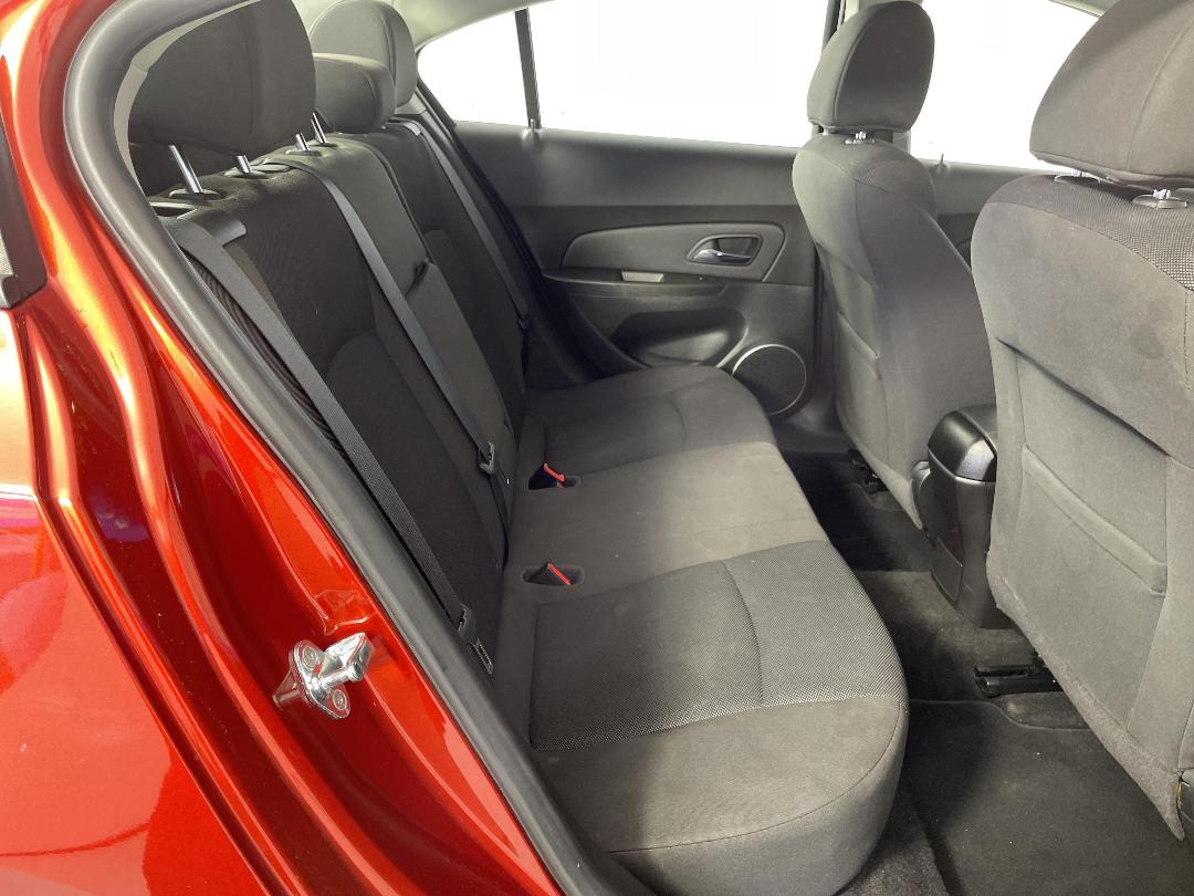 Photo '20' of Holden Cruze