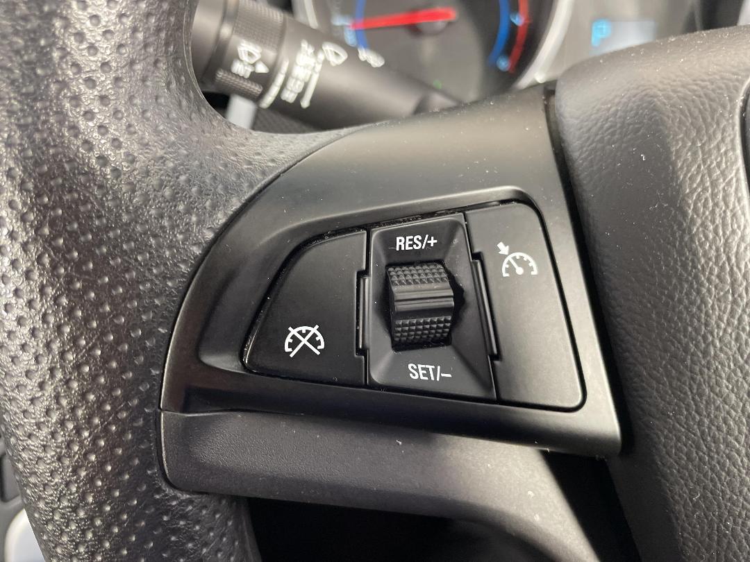 Photo '25' of Holden Cruze