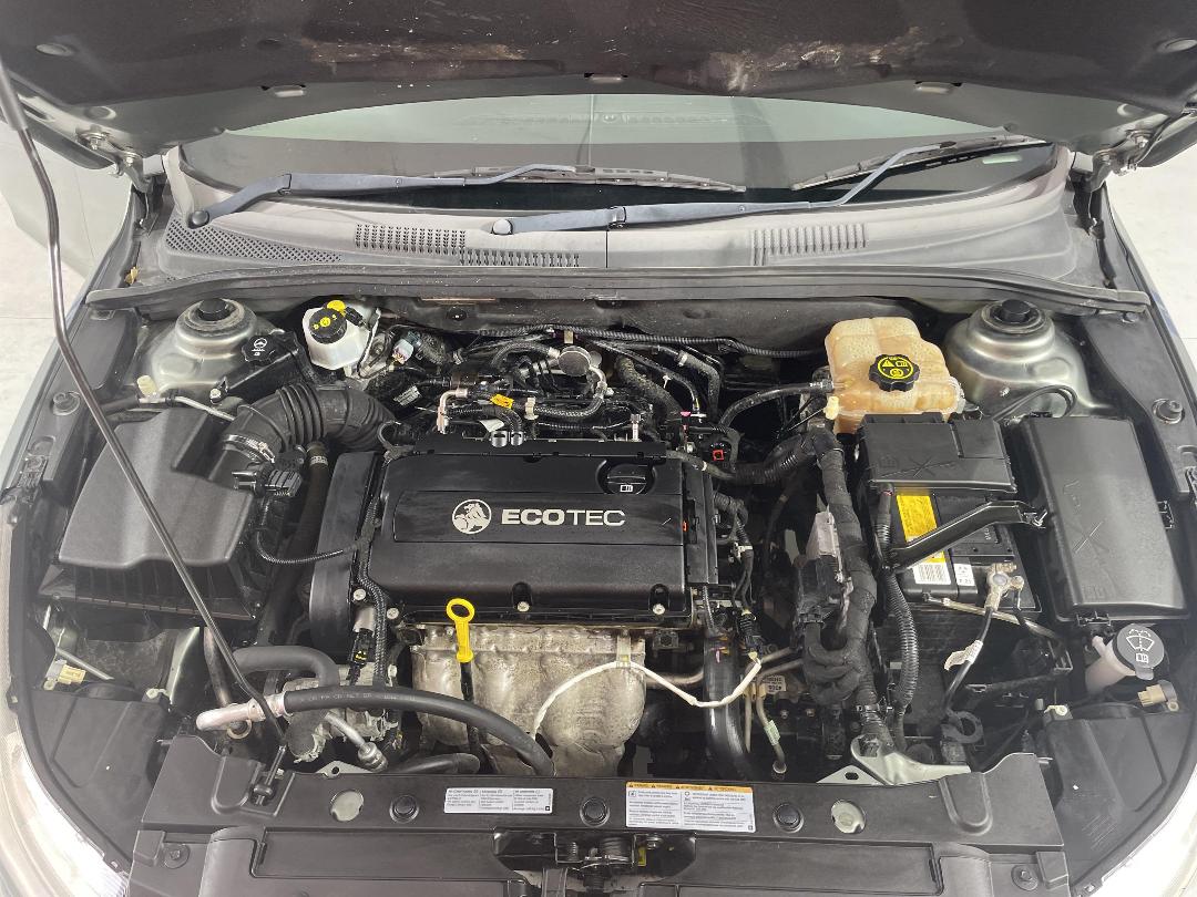 Photo '13' of Holden Cruze Photo '13' of Holden Cruze