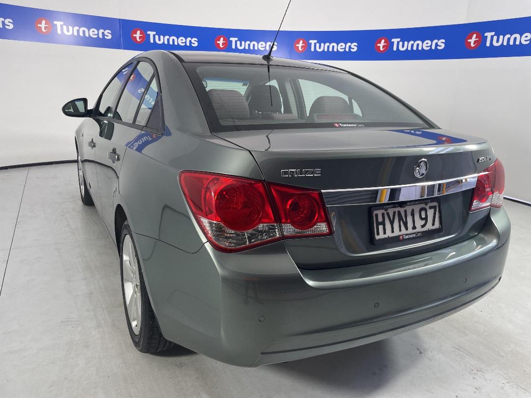 Photo '5' of Holden Cruze Photo '5' of Holden Cruze