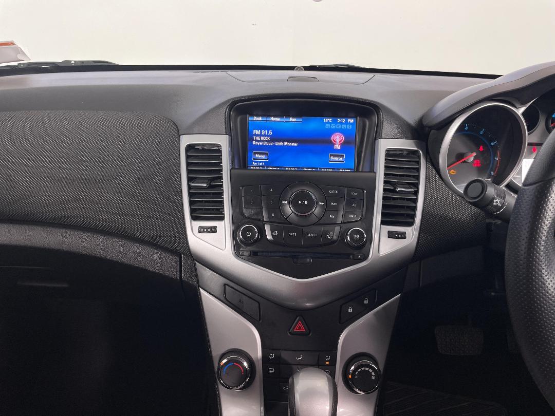 Photo '18' of Holden Cruze Photo '18' of Holden Cruze