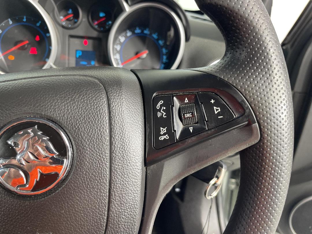 Photo '24' of Holden Cruze Photo '24' of Holden Cruze