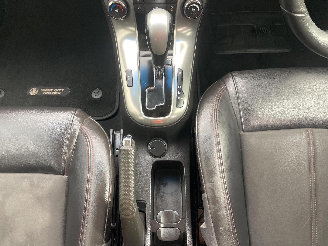 Photo '16' of Holden Cruze SRI-V