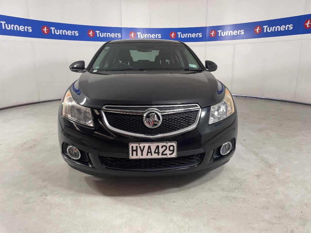 Photo '2' of Holden Cruze