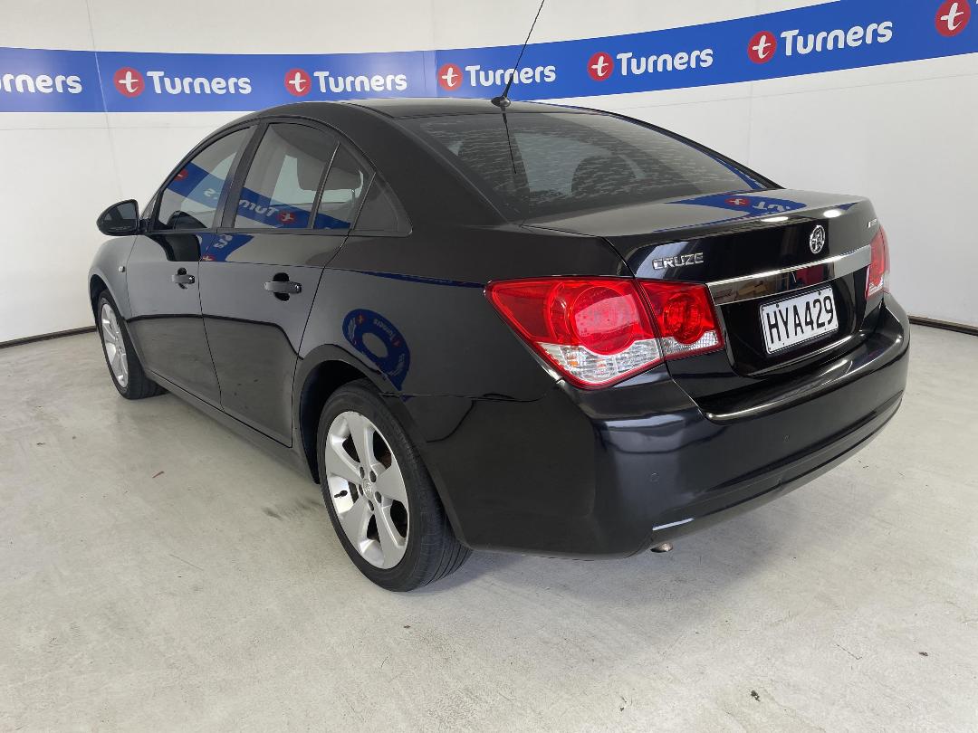 Photo '5' of Holden Cruze