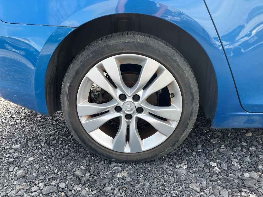 Photo '10' of Holden Cruze Equipe