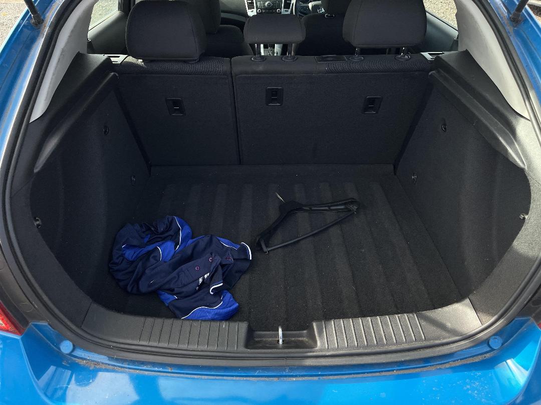 Photo '12' of Holden Cruze Equipe