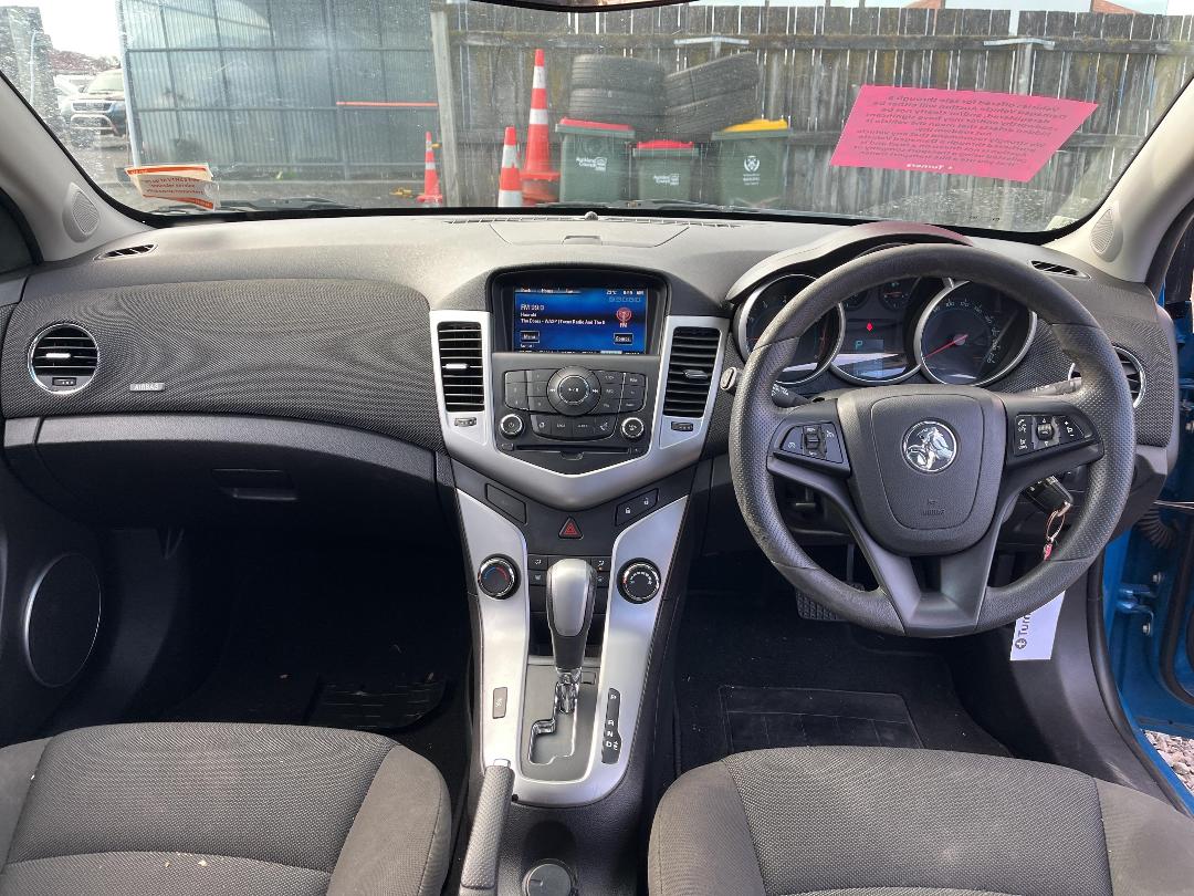 Photo '15' of Holden Cruze Equipe