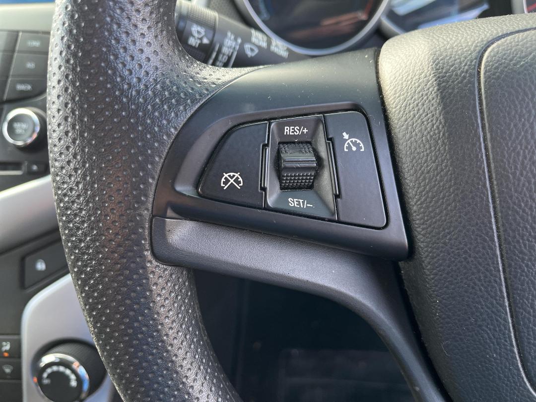 Photo '24' of Holden Cruze Equipe