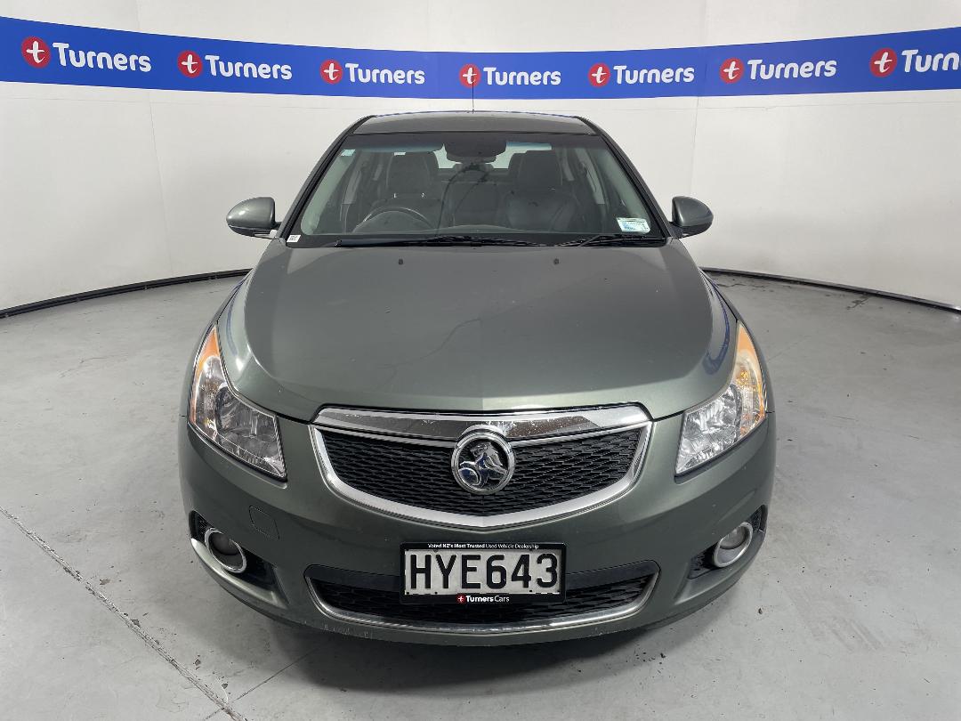 Photo '2' of Holden Cruze