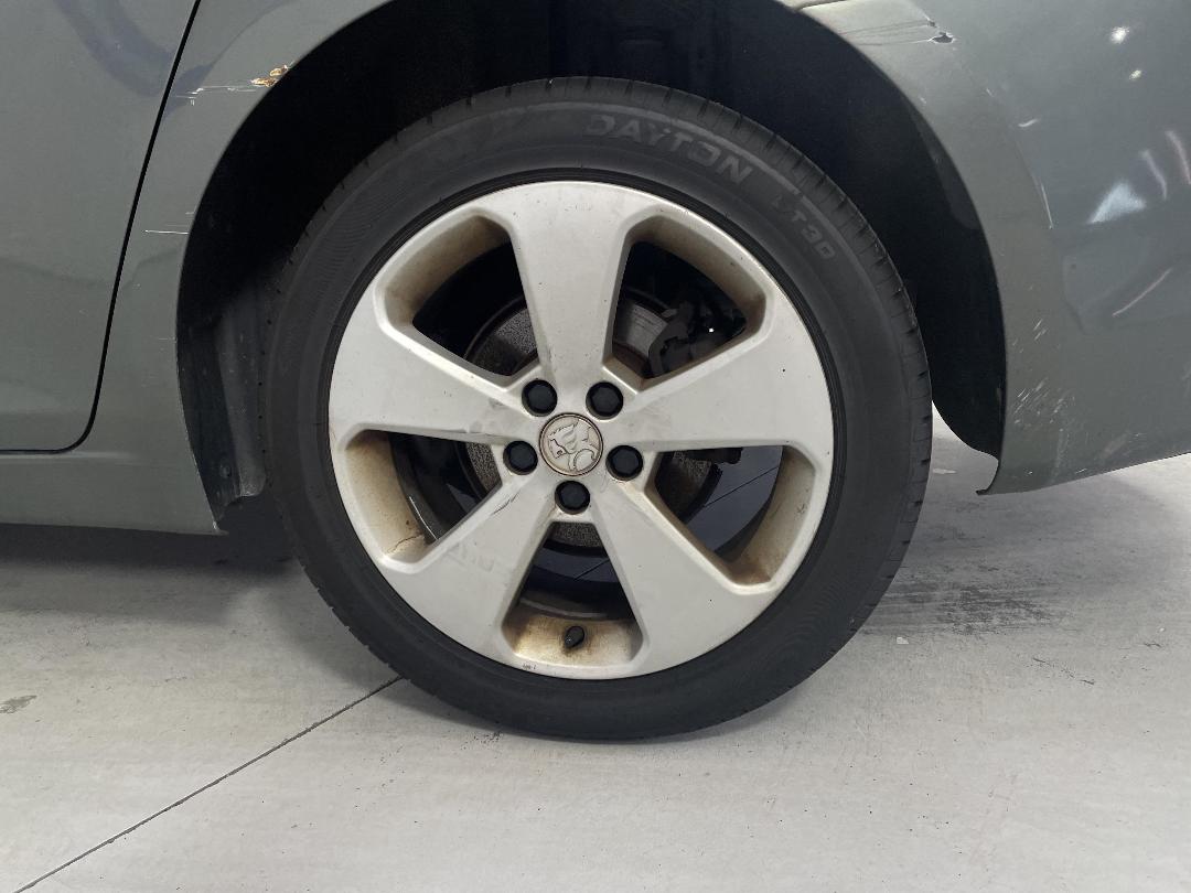 Photo '9' of Holden Cruze Equipe