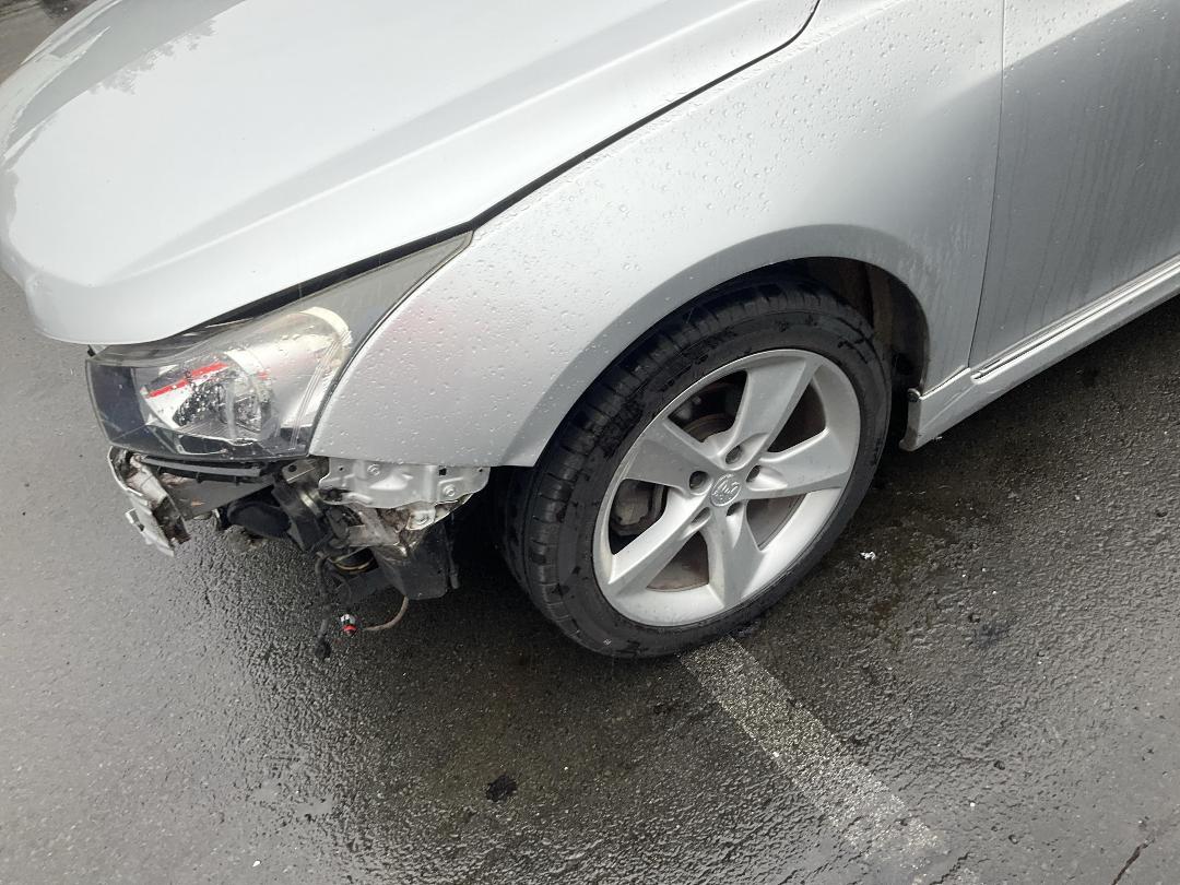 Photo '6' of Holden Cruze SRI-V