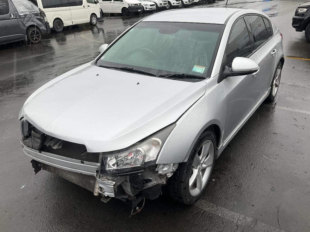 Photo '5' of Holden Cruze SRI-V