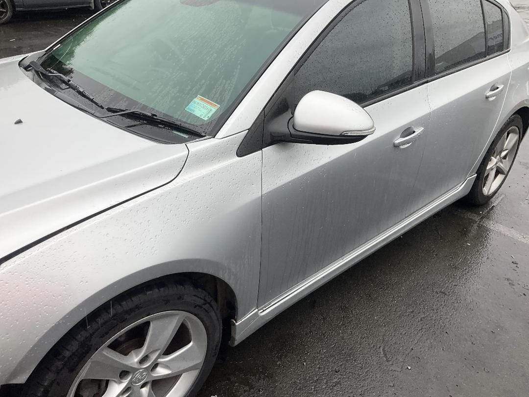 Photo '8' of Holden Cruze SRI-V