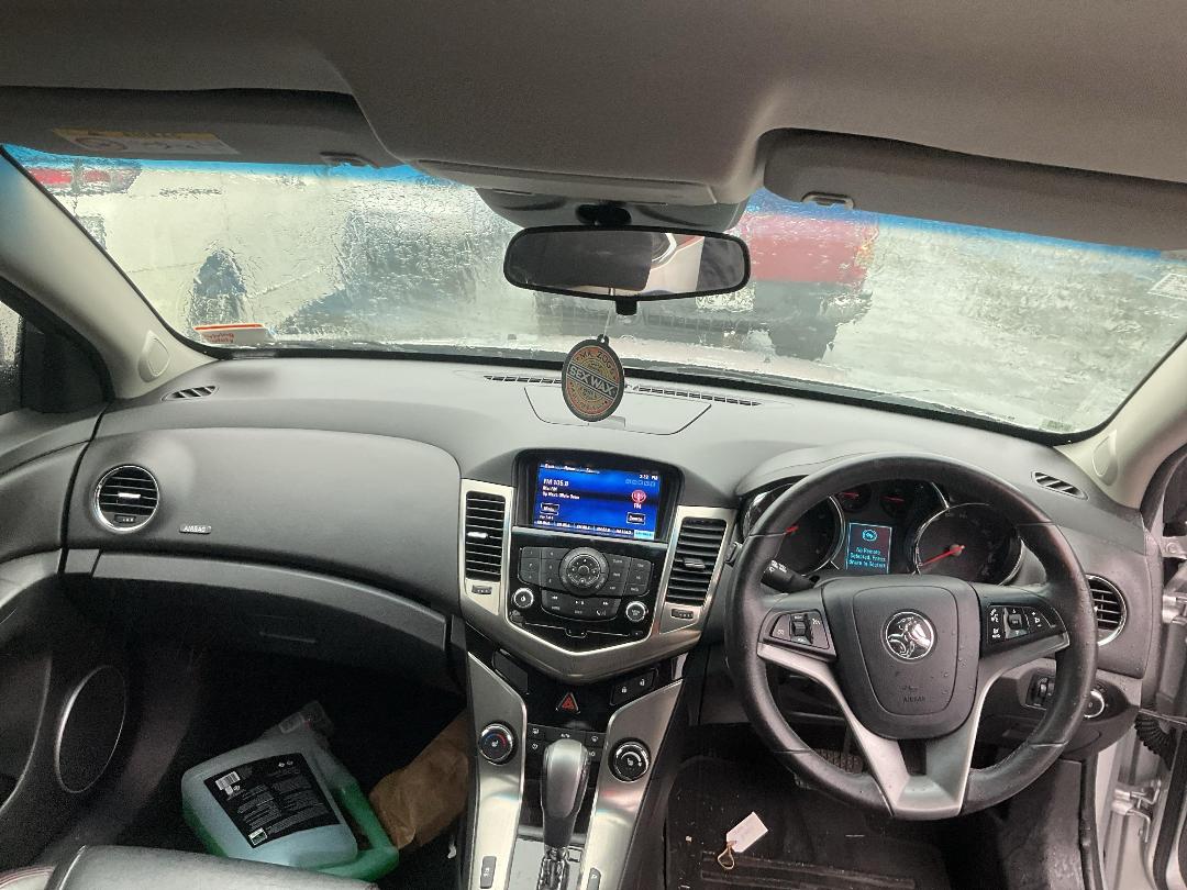 Photo '18' of Holden Cruze SRI-V