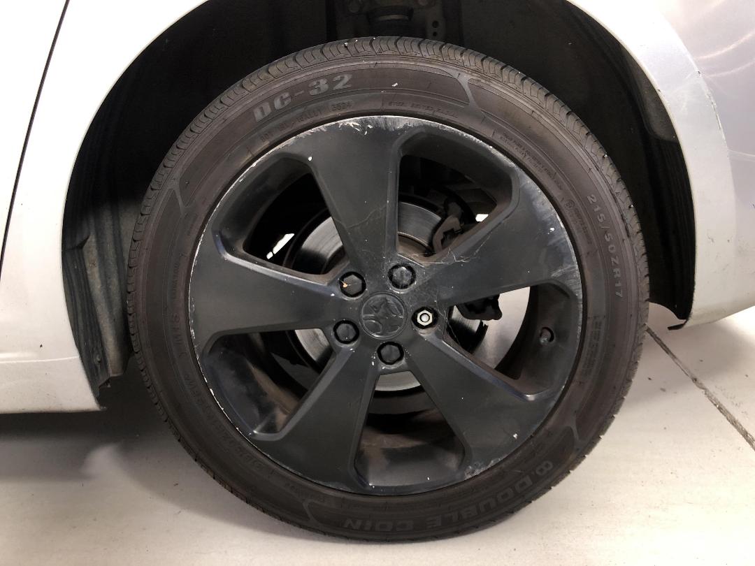 Photo '11' of Holden Cruze Equipe