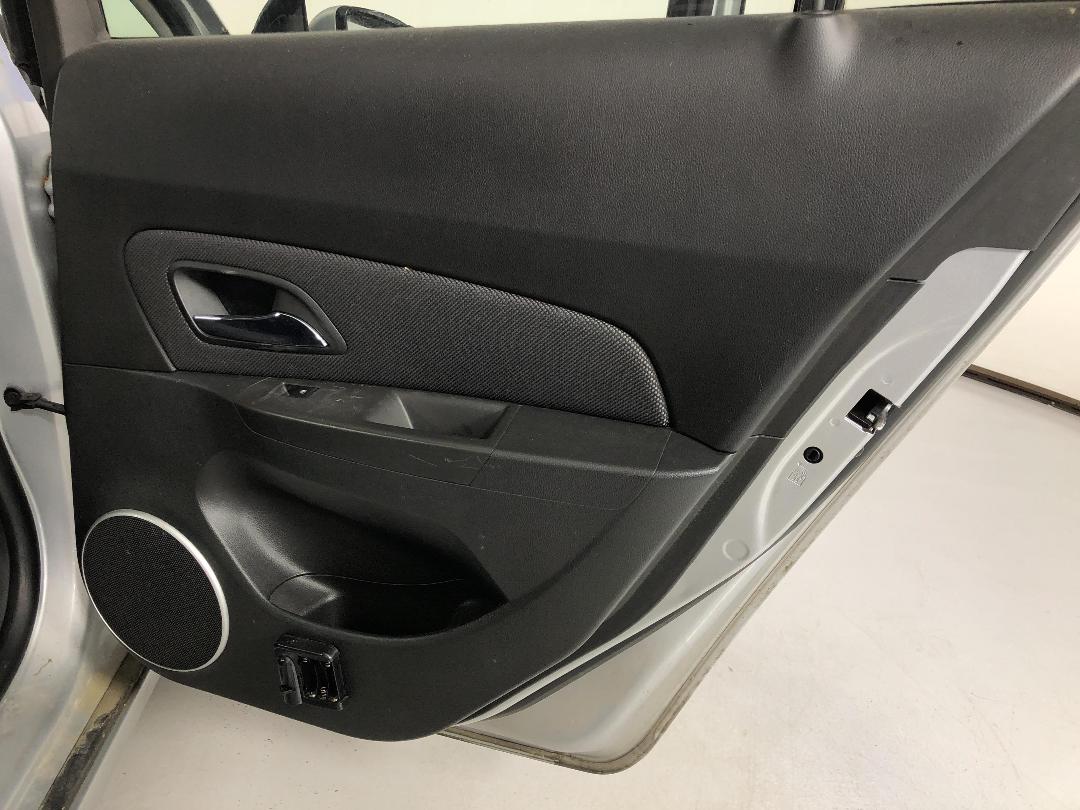 Photo '17' of Holden Cruze Equipe