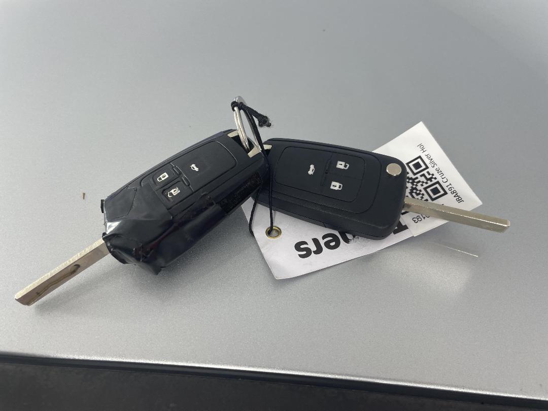 Photo '22' of Holden Cruze