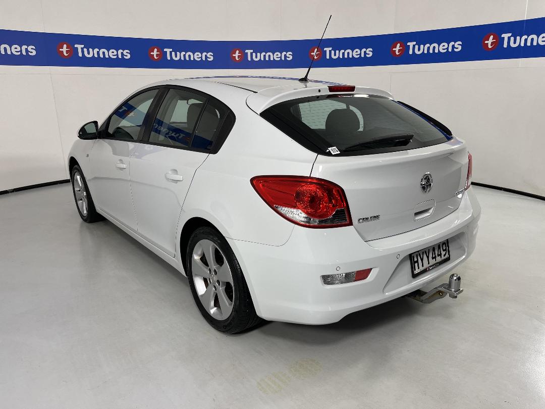 Photo '5' of Holden Cruze