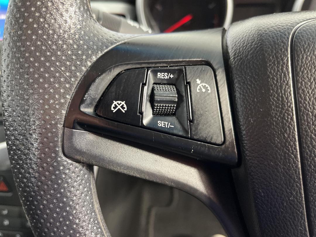 Photo '25' of Holden Cruze