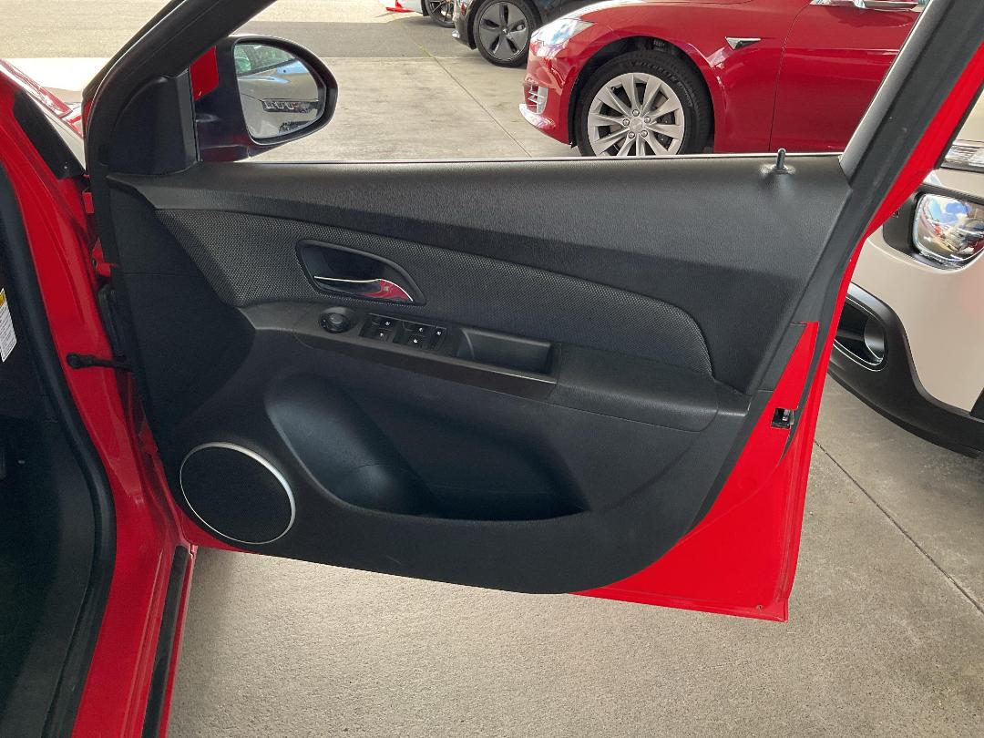 Photo '13' of Holden Cruze Equipe HB