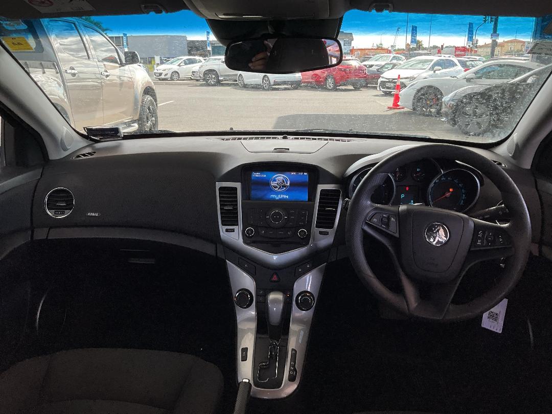 Photo '15' of Holden Cruze Equipe HB