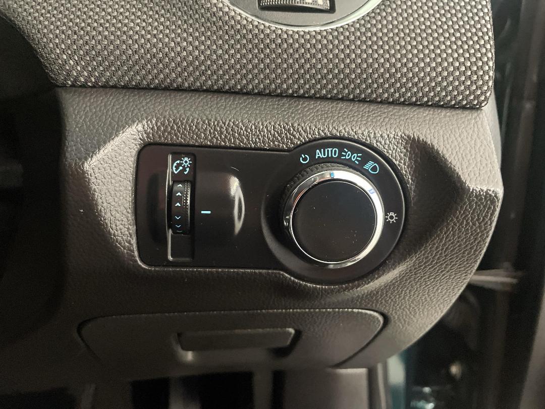 Photo '23' of Holden Cruze Equipe