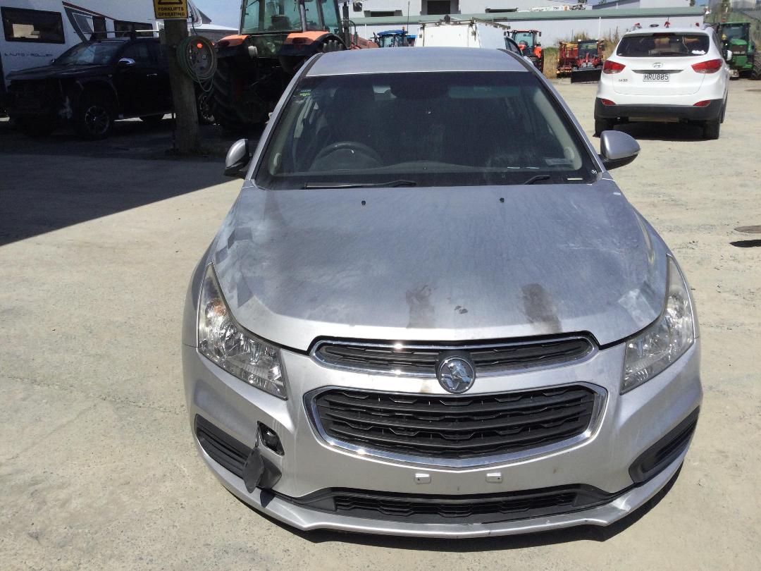 Photo '2' of Holden Cruze Equipe