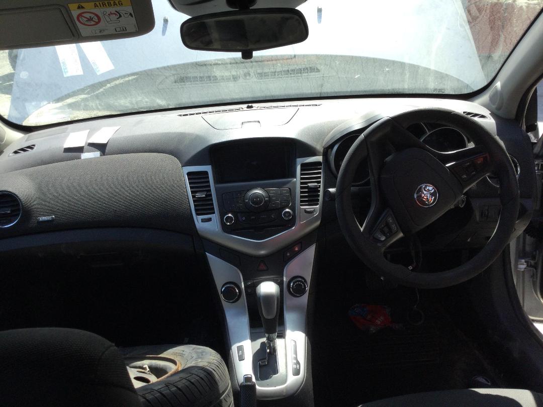 Photo '20' of Holden Cruze Equipe