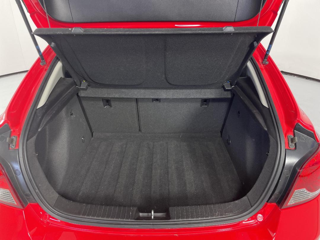 Photo '12' of Holden Cruze Equipe