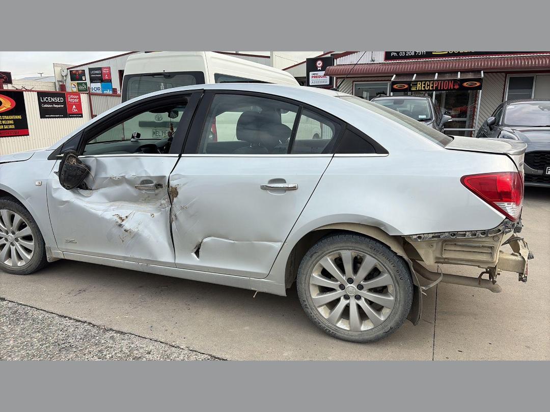 Photo '7' of Holden Cruze Z-Series