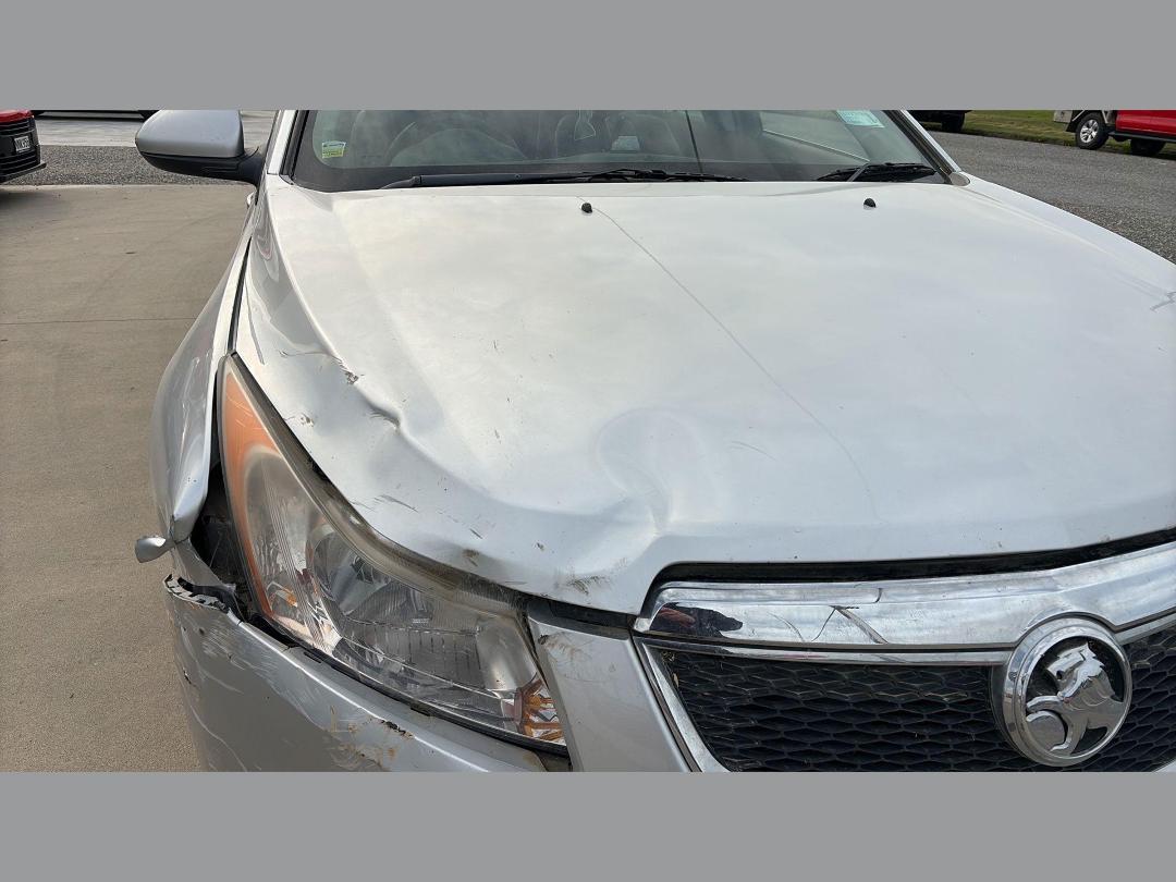 Photo '13' of Holden Cruze Z-Series