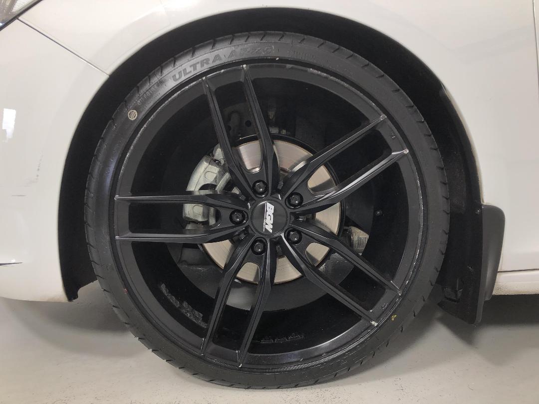 Photo '10' of Holden Malibu