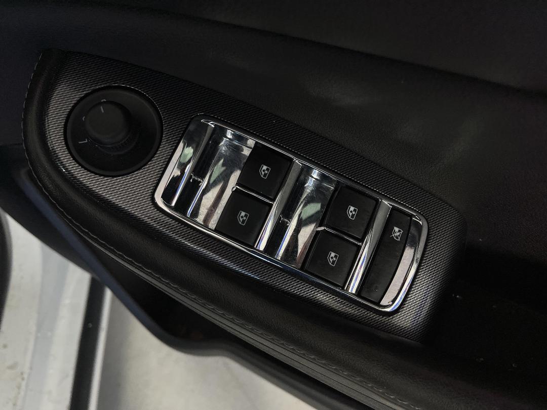 Photo '23' of Holden Malibu Photo '23' of Holden Malibu