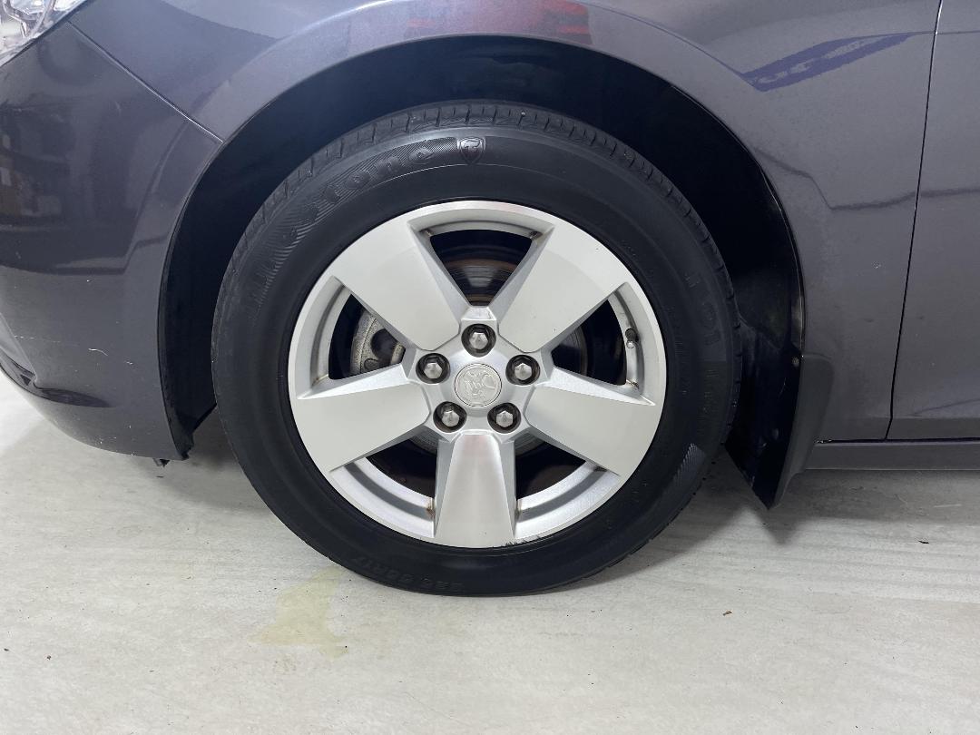 Photo '10' of Holden Malibu