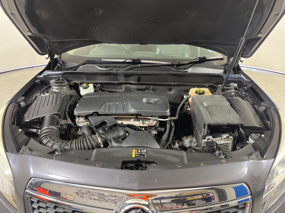 Photo '13' of Holden Malibu