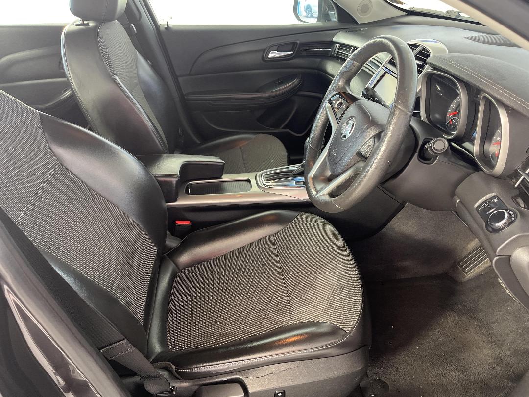 Photo '16' of Holden Malibu