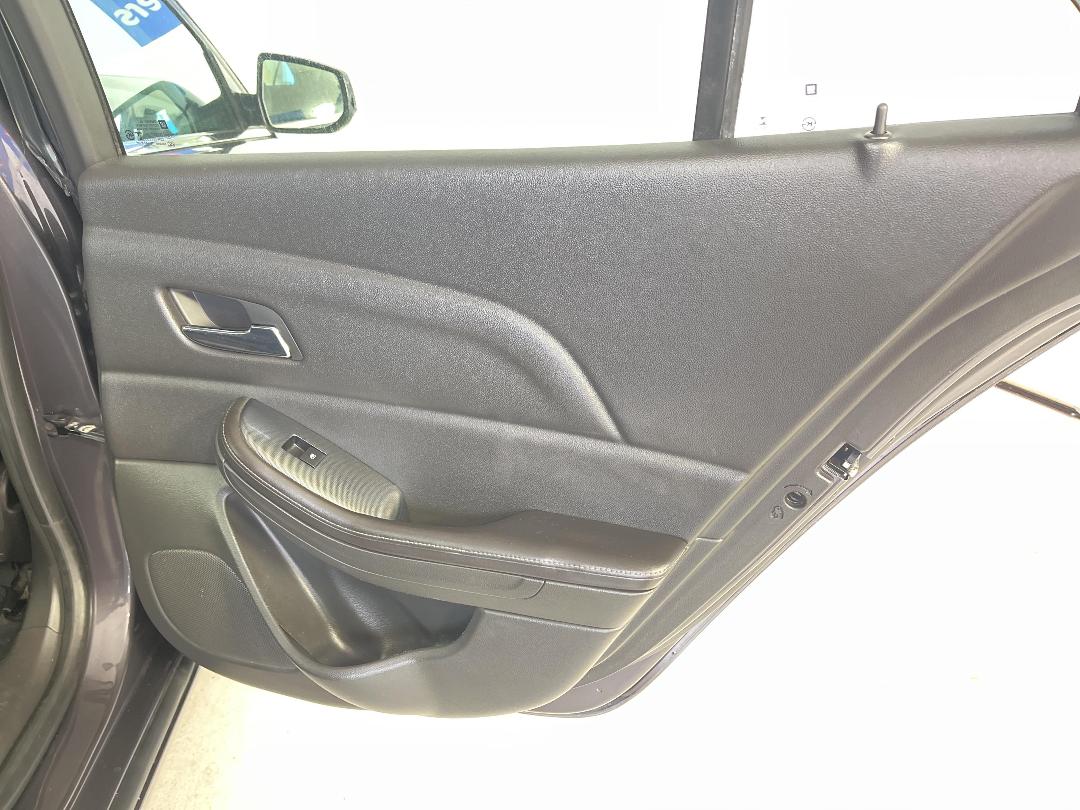 Photo '19' of Holden Malibu