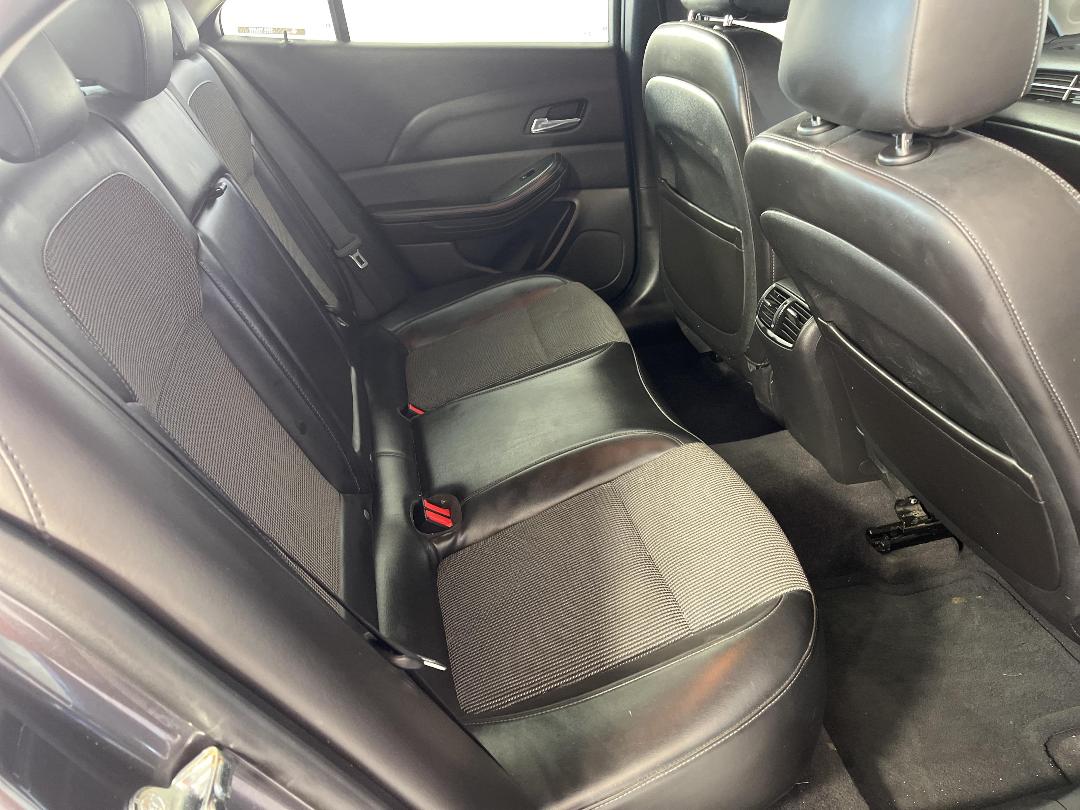 Photo '20' of Holden Malibu