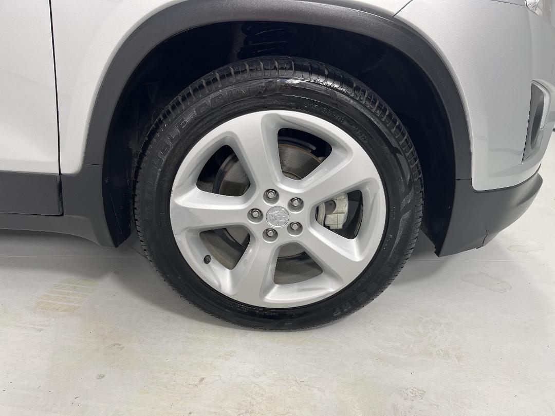 Photo '9' of Holden Trax