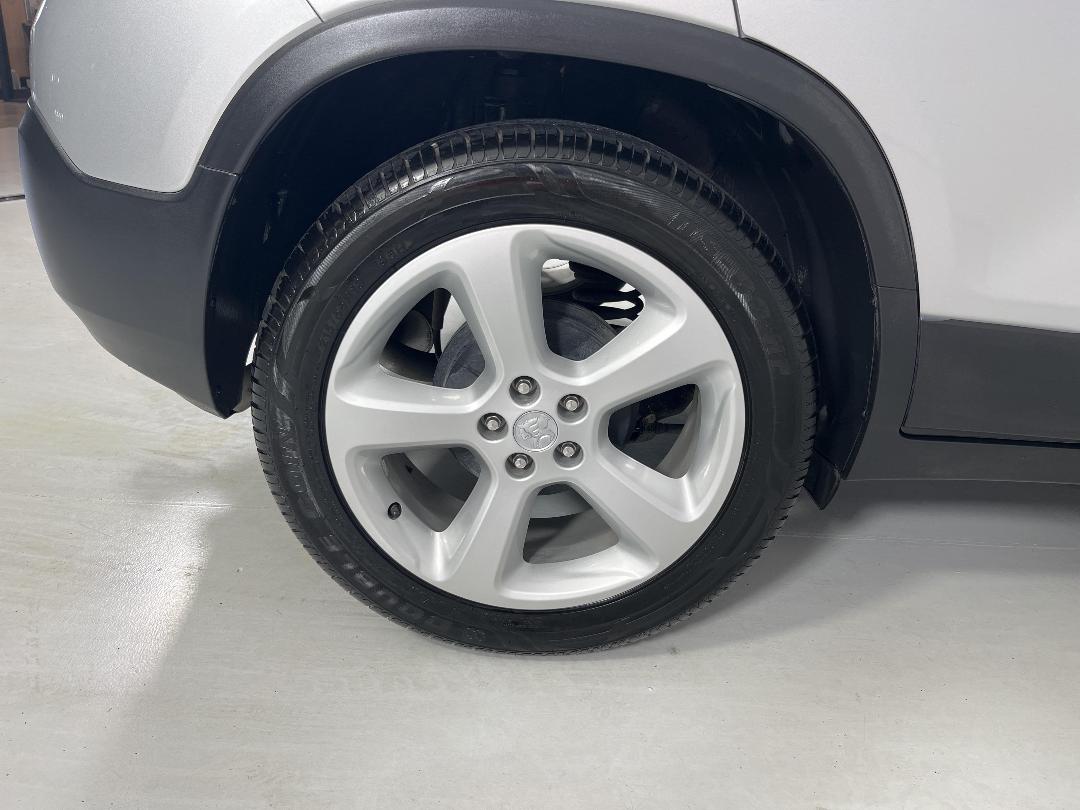 Photo '12' of Holden Trax