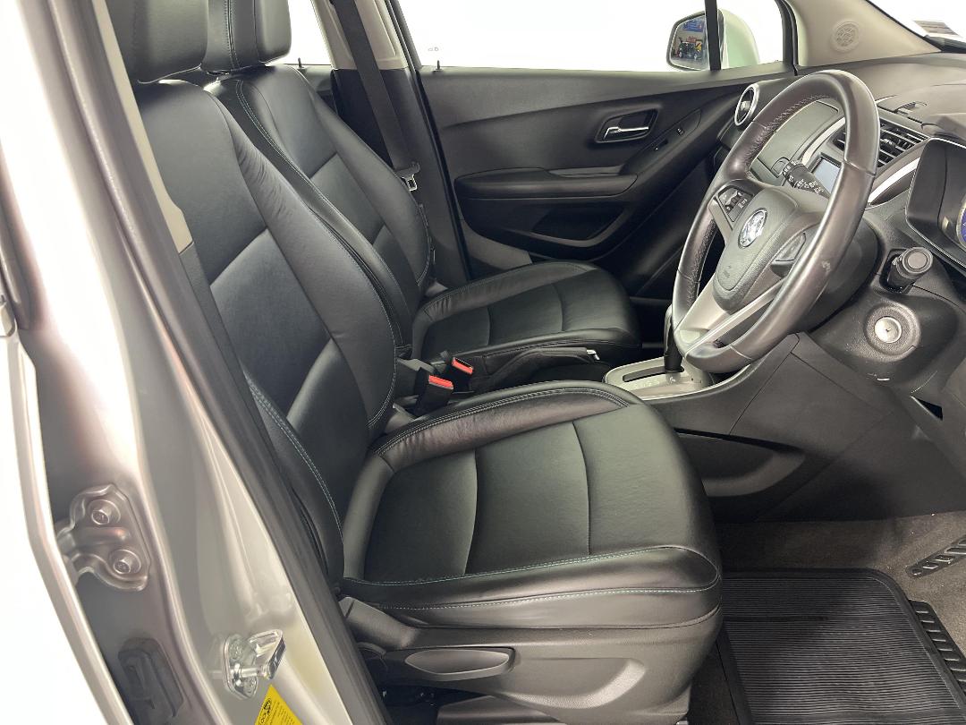 Photo '16' of Holden Trax