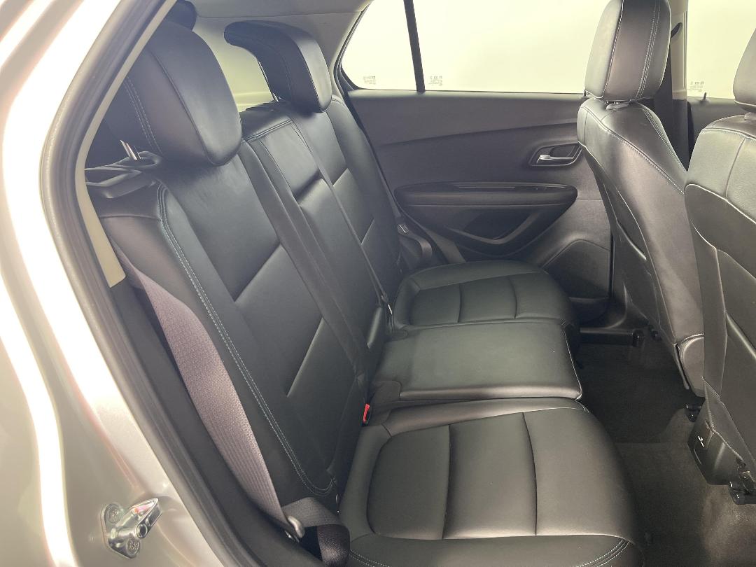 Photo '20' of Holden Trax